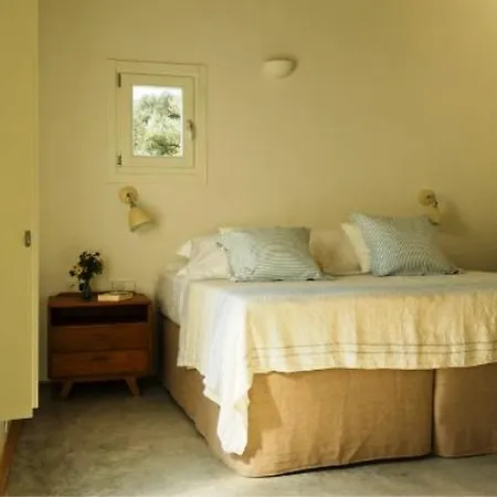 Kamaroti Suites 4* Sifnos Island