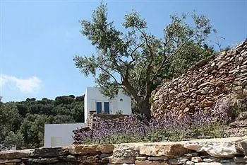 Hotel Kamaroti Suites 4*