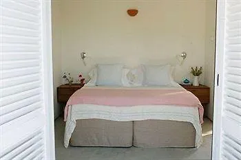 Hotel Kamaroti Suites 4*