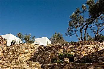 Hotel Kamaroti Suites 4*